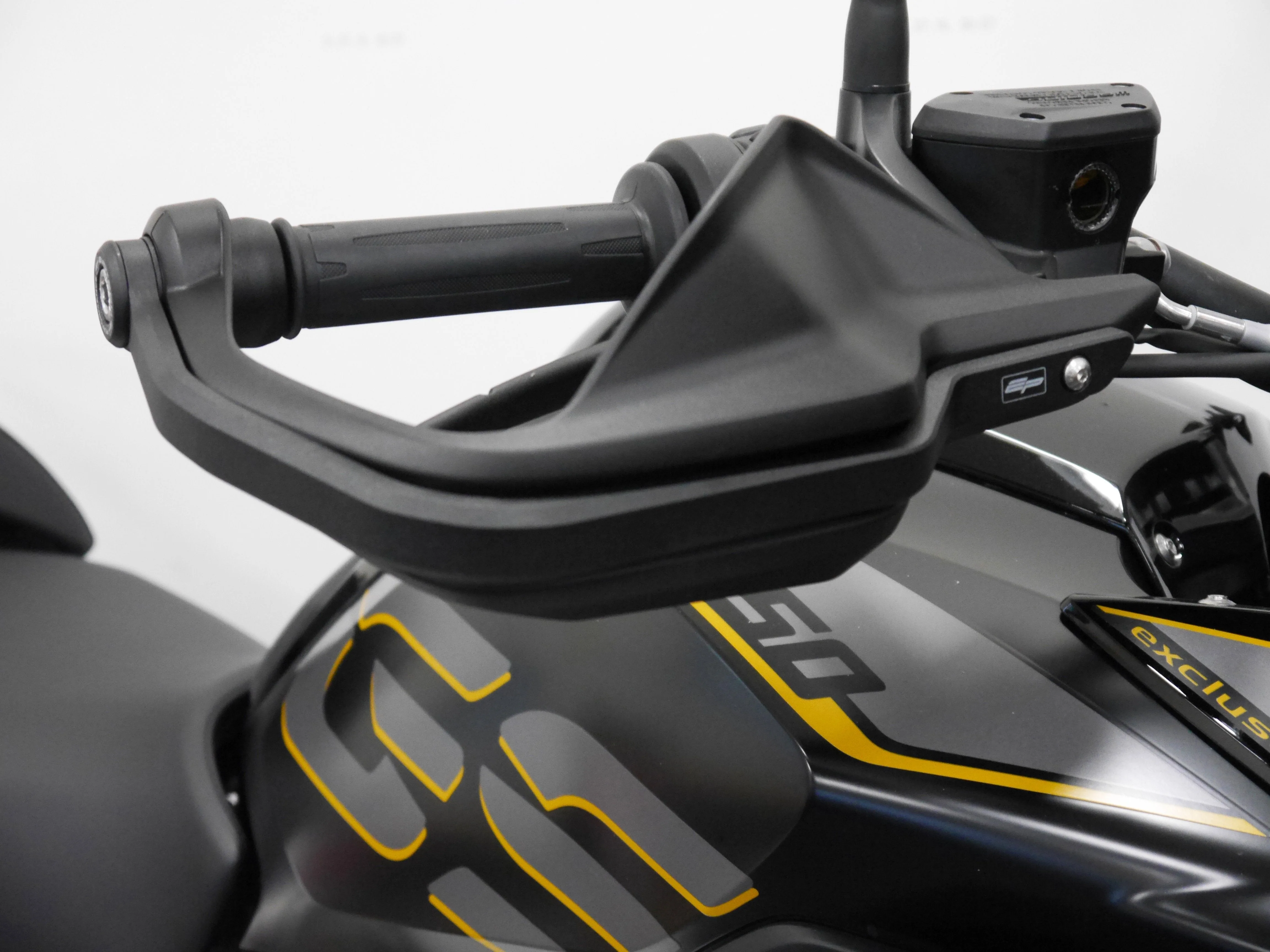 Evotech Hand Guard Protectors - BMW R 1250 GS Trophy Adventure (2023) - Image 3