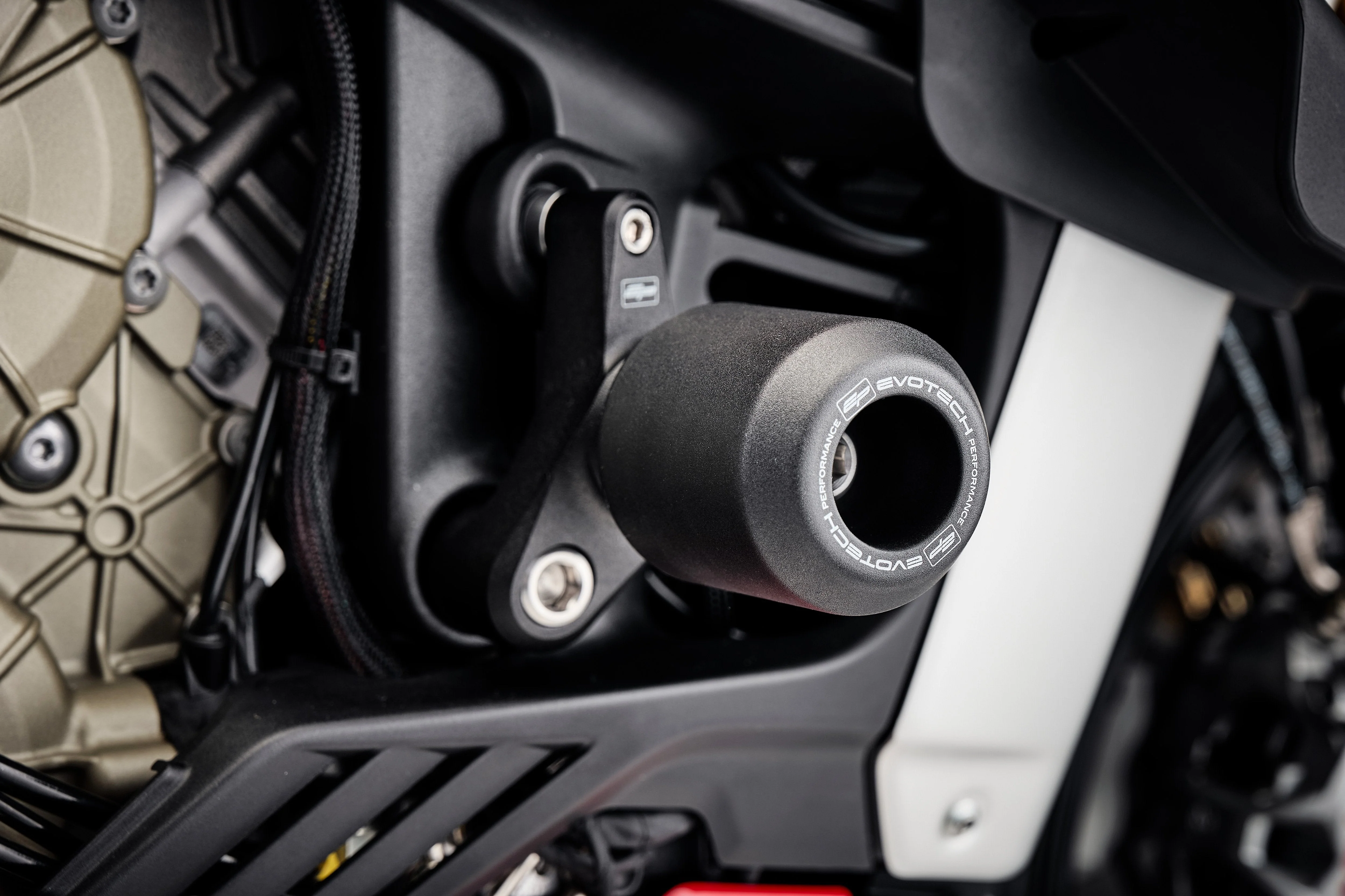 Evotech Ducati Streetfighter V4 S Frame Crash Protection (2020 - 2024) - Image 4