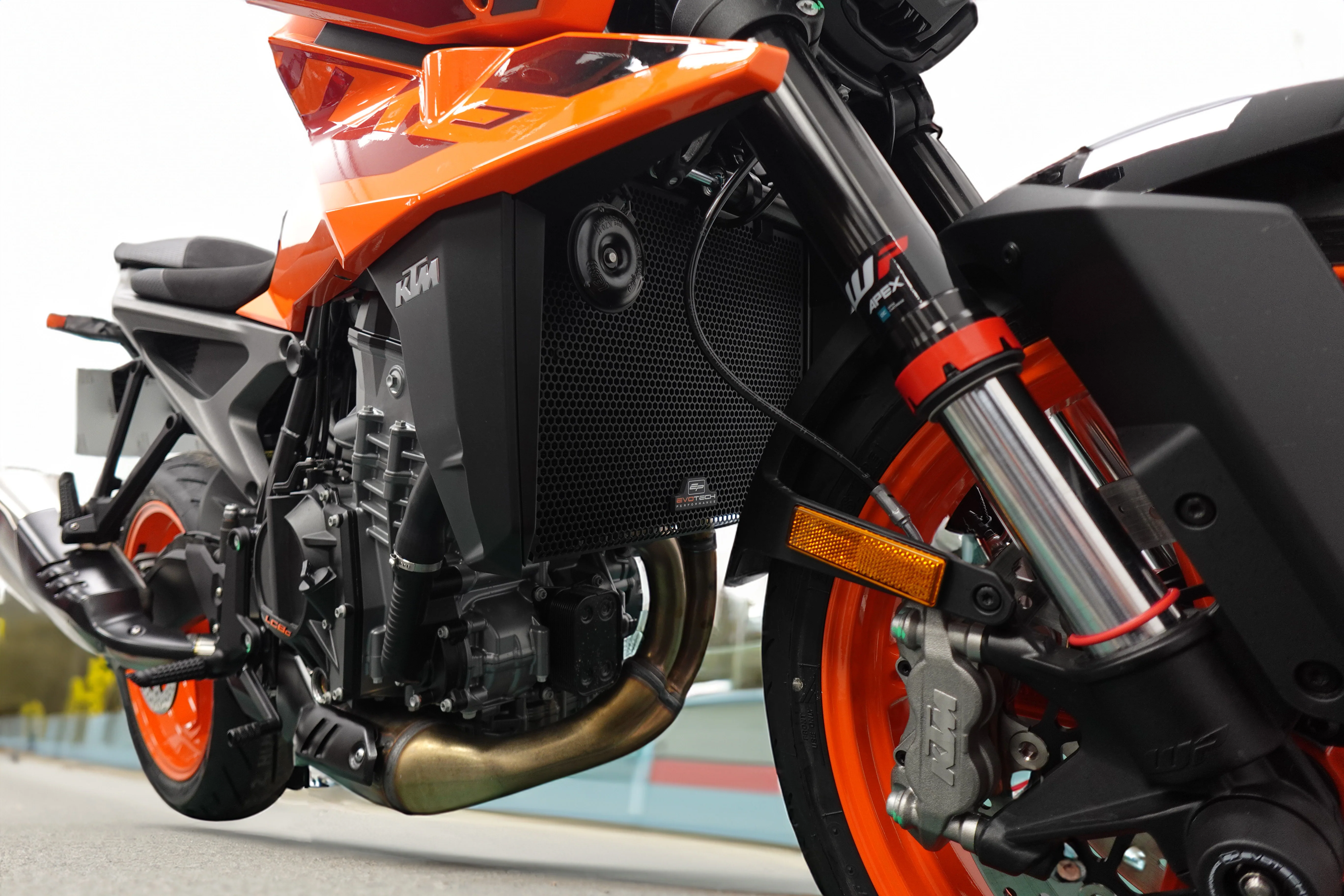 Evotech Duke Radiator Guard - KTM 990 Duke (2024+) - Image 3