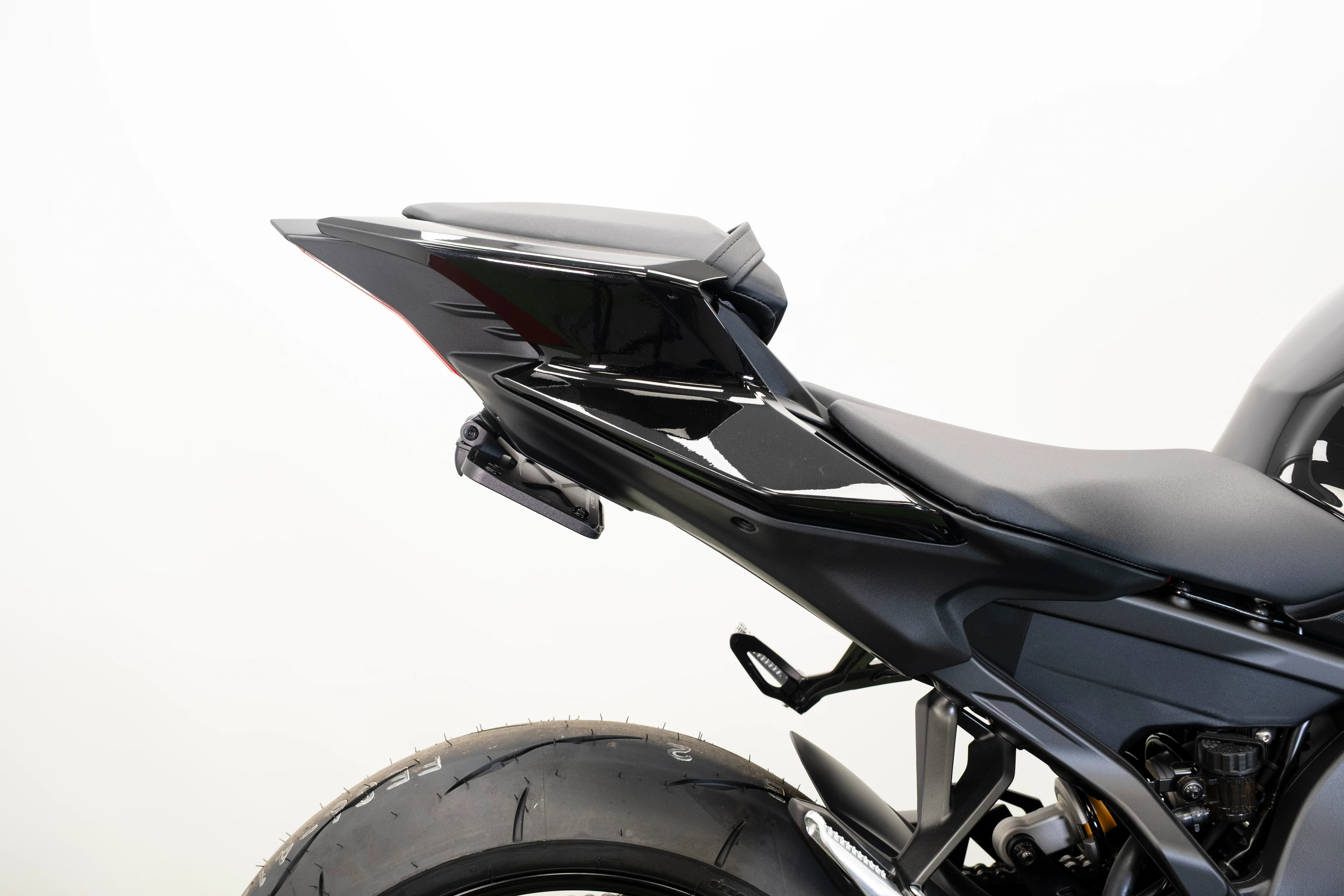 Evotech Dynamic Tail Tidy - Yamaha YZF-R9 (2025+) - Image 5