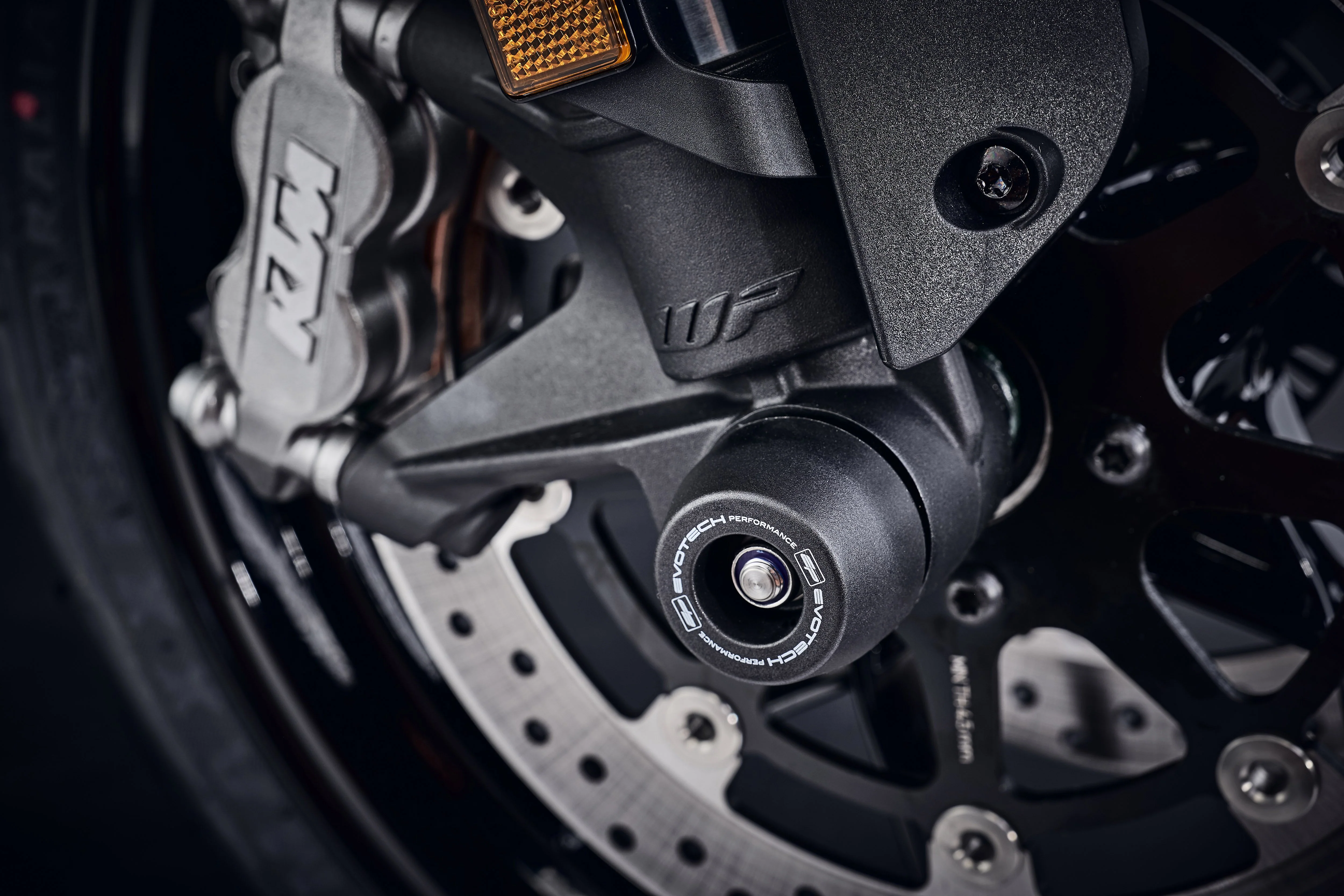 Evotech Front Spindle Bobbins - Husqvarna Svartpilen 801 (2024+) - Image 3