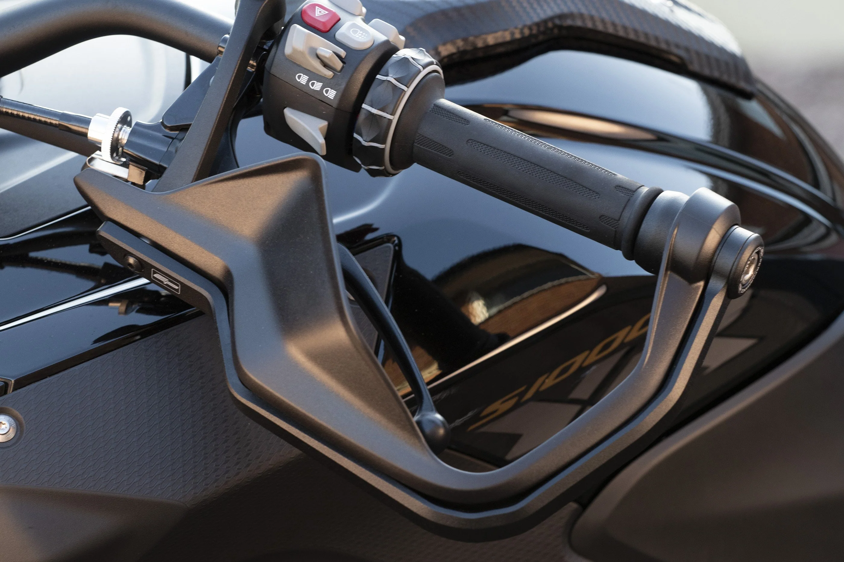 Evotech Hand Guard Protectors - BMW F 900 XR Sport (2025+) - Image 3
