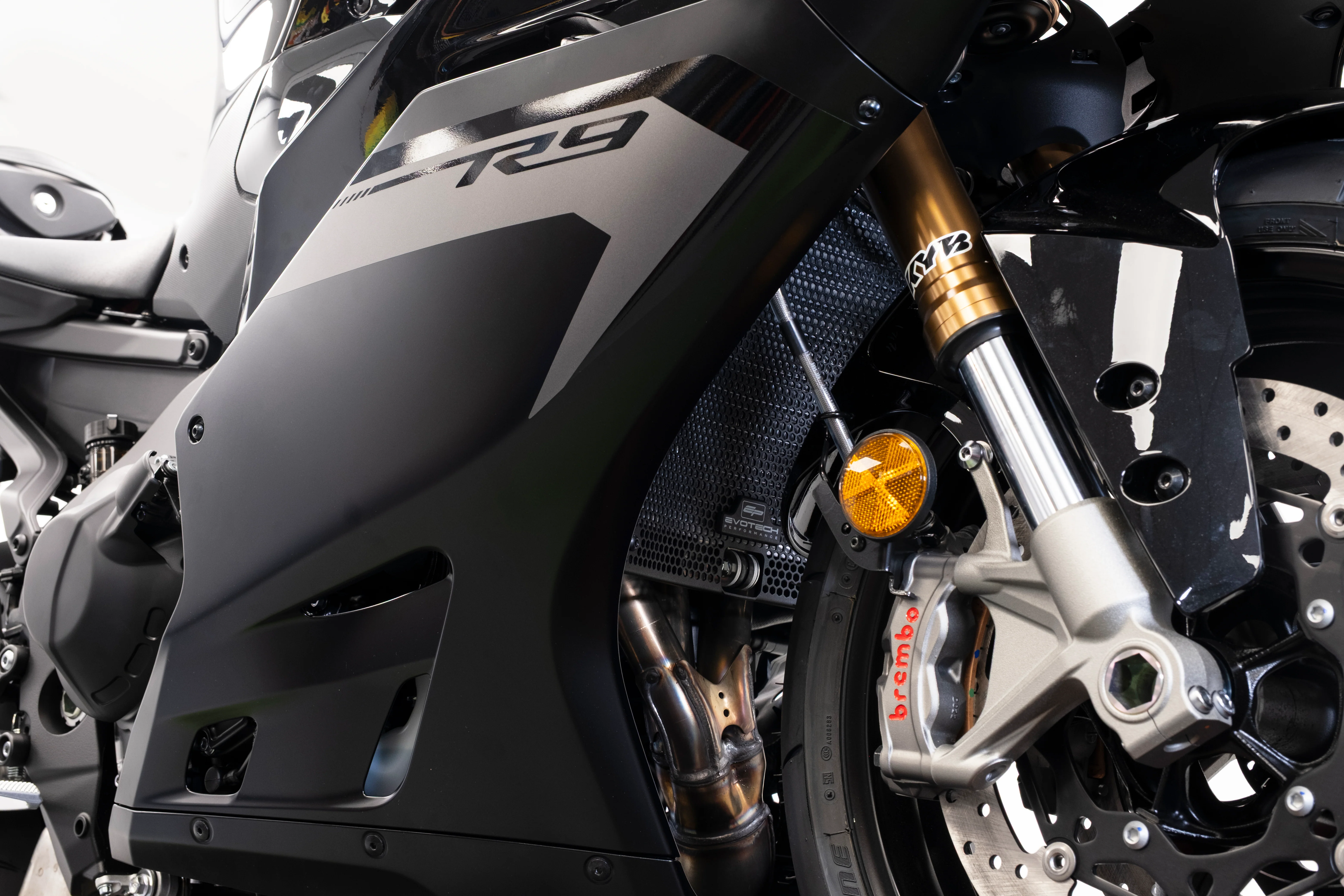 Evotech Radiator Guard - Yamaha YZF-R9 (2025+) - Image 5