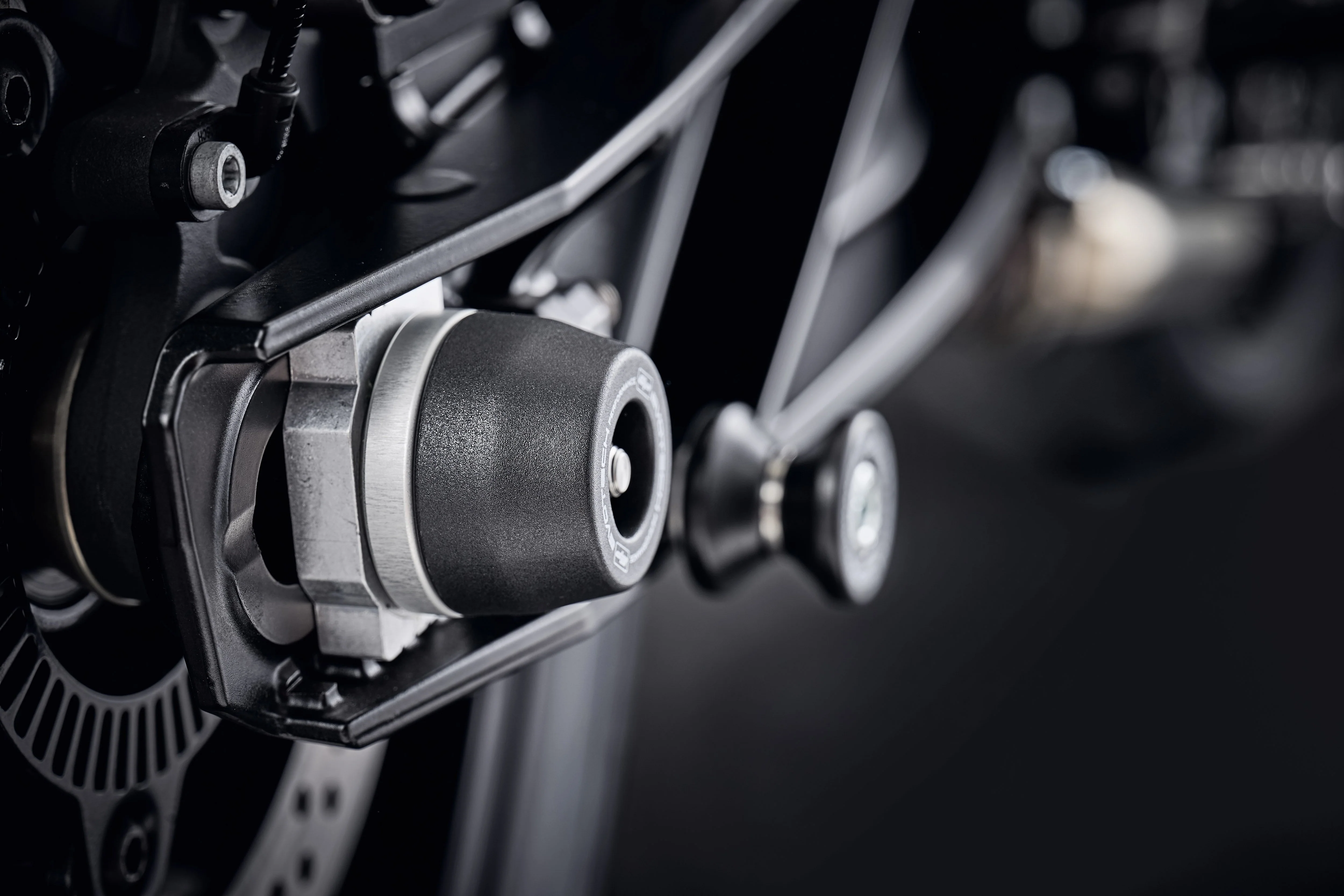 Evotech Rear Spindle Bobbins - Husqvarna Vitpilen 801 (2025+) - Image 2